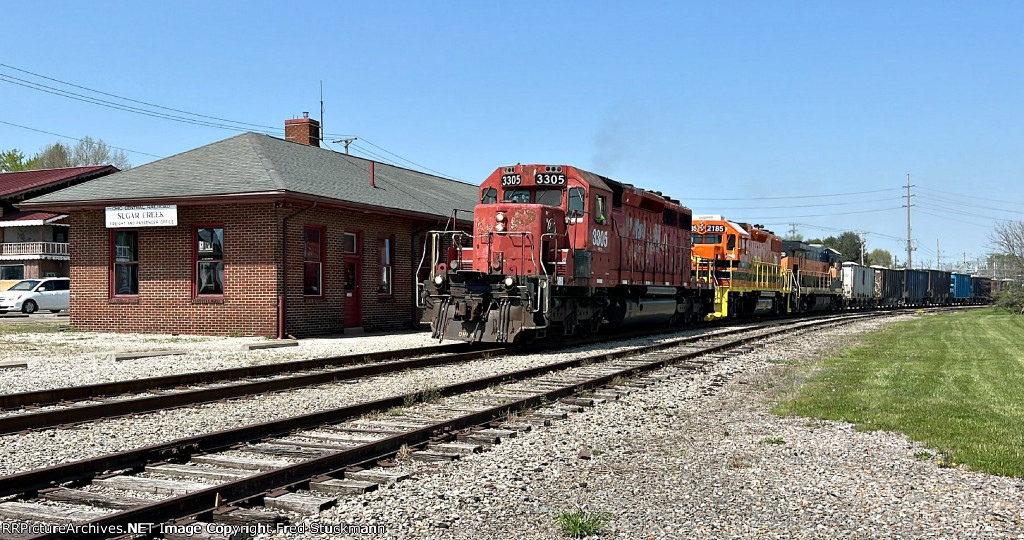 OHCR 3305 and the Sugarcreek Depot.